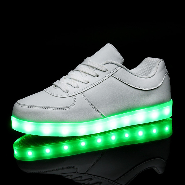 KRIATIV Белый/Черный Освещенные Shoes Для Девочек Мальчиков Красочные Glow Кроссовки Заряд Световой Подростковой Chaussure Enfant ПРИВЕЛО Кроссовки