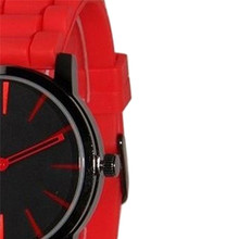 Newly Design Red Jelly Band Unisex Watches Men Women Quartz Watch June25 ZQ