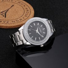 2016 High Quality Women Dress Watch Brand Luxury Fashion Casual Quartz Watch Women Stianless Steel Bling