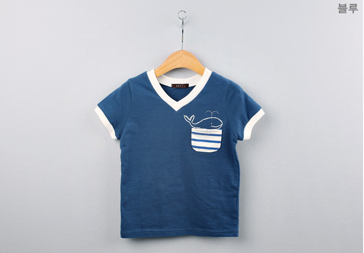 Summer children s T shirt delicate dolphin pattern cotton short sleeved T shirt Outwear Baby