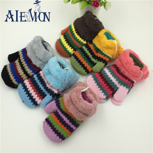 2016 new children gloves kids fall and winter gloves warm gloves jacquard little winter cotton models plus velvet children glove