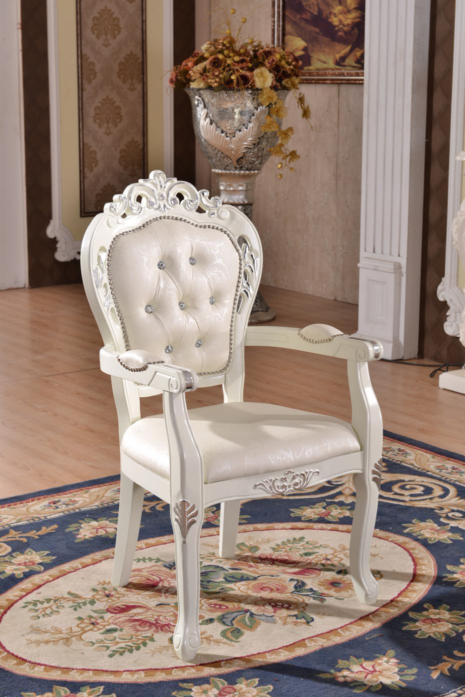 Красивые стулья для гостиной