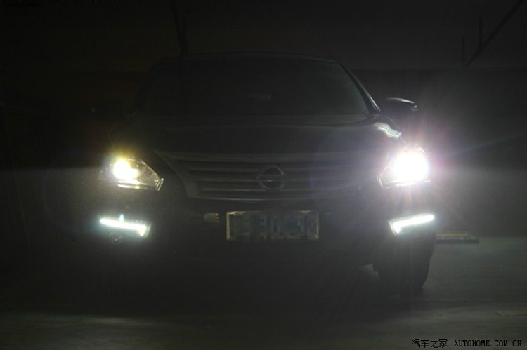 2015    , 2x    -   Nissan Altima      