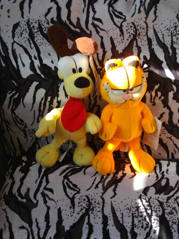 odie soft toy