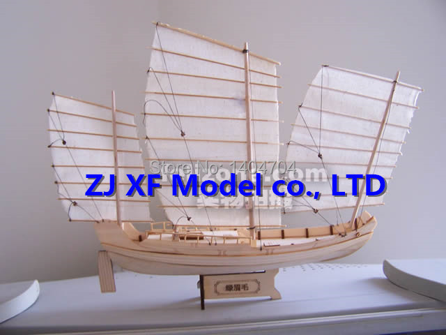  -sail-ship-model-Ancient-Chinese-Sailboat-Green-Eyebrows-of-Zheng.jpg