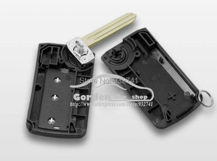 Toyota Highlander Yaris Modified key case 3 Butons (2).jpg