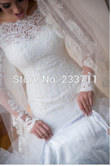 Zipper up wedding dress