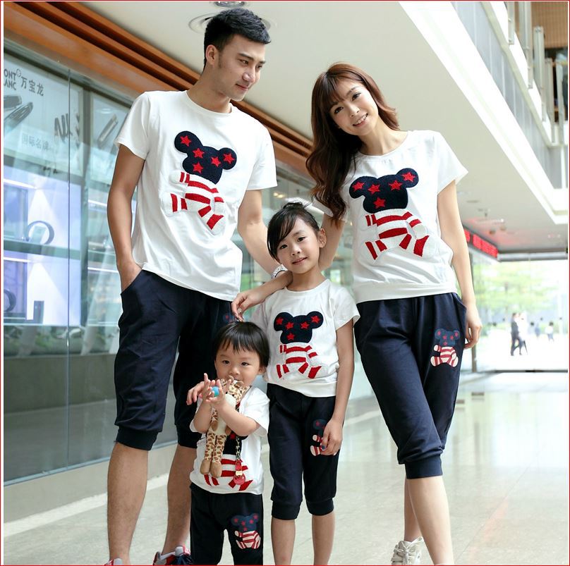 2015 summer new family fashion cotton cartoon bear T shirts and pants clothing sets mother daughter  casual clothing