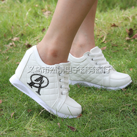 2015 seasons within the higher slope with heavy bottomed shoes wear resistant rubber bottom travel shoes