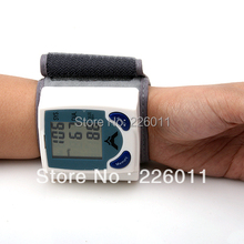 2015 Home Automatic Wrist digital lcd blood pressure monitor portable Tonometer Meter for blood pressure meter