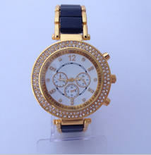 Pulsera con incrustaciones de diamantes reloj de cuarzo, shell dial, puntero luminoso. de cerámica de la aleación de la correa. Ms ocio relojes, relojes de negocios