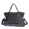 Edgy Rivets Trendy Fringes Tote Solid Color Portable Bag Women Shoulder Bag Large Capacity Fashion Tassels