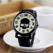 2015 New Skull Design Fashion Luxury Watch Casual Watches Quartz Wrist Watch Clock Hours Fashion Sport Watch