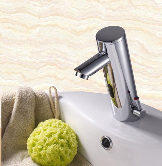 Free shipping New hot and cold Solid Brass Bathroom Basin Faucet Automatic Sensor Faucet Mixer Tap Sink Water AF005