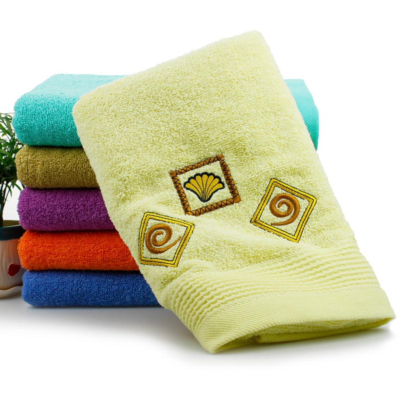 2016 Hot Sale Cotton Solid Bath Towel With Embroidery Fluffy Soft Touch