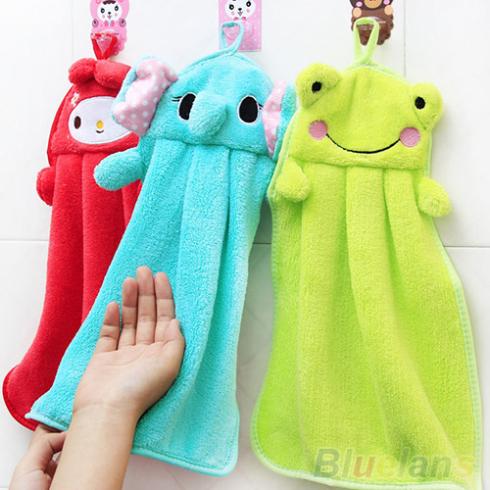 Nursery Hand Towel Soft Plush Fabric Cartoon Animal Hanging Wipe Bathing Towel 1QDU 32MO