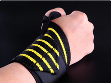 Free shipping new 2015 Crossfit Weight Lifting Wrist Wrap Black Color with green/red/yellow stripe Wristband JZ-01