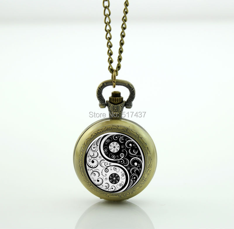 WT-00209 Black and White Yin Yang pendant, Yin Yang necklace charm, yoga jewelry, yoga pendant zen