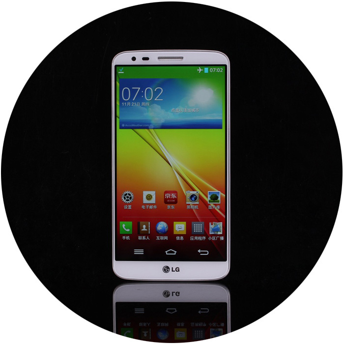  LG G2, f320 D802 D800  / LS980 32  13MP   -  5,2 ''  wi-fi Bluetooth 