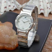 2015 nuevo elegante cisne volver Dial mujeres relojes de cuarzo fijo con cristal