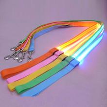 LED Pet Cat Поводок Dog LED Безопасности Glow Поводок Мигает Освещения до Хорошее Качество Не Дешевле Один Поводок Собаки Бесплатная Доставка