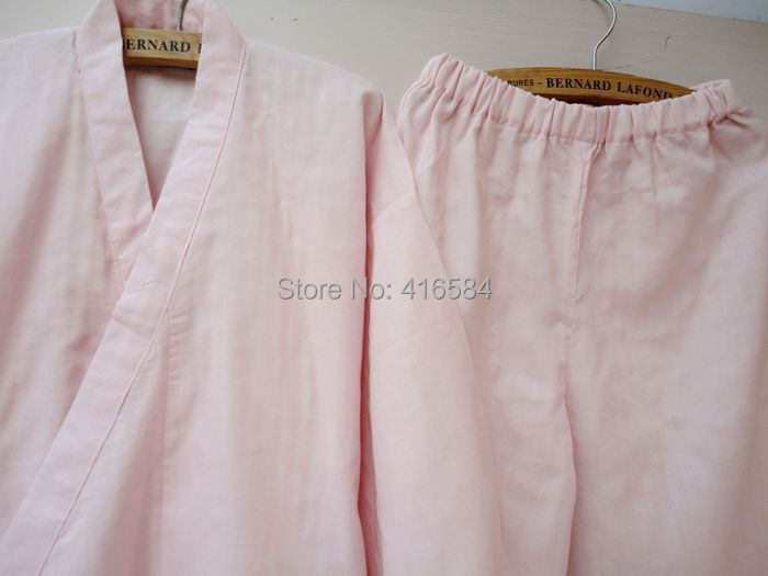 light pink kimono details.jpg