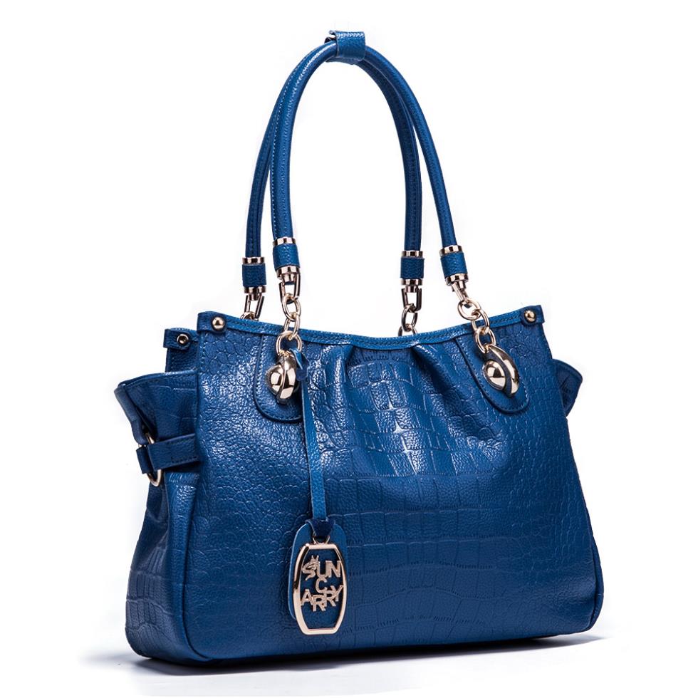 Backpacking weight guide 07, crossbody bags trend alert, the latest