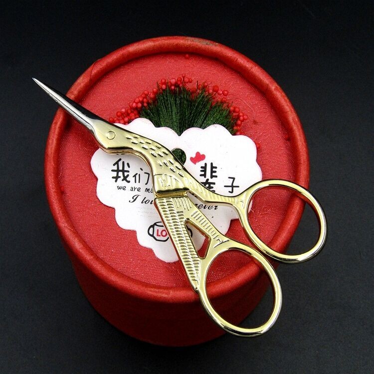 Description Picture 4 of itemGold & Silver Vintage Embroidery Scissors Stork Cross-Stitch Clipper Craft Dressmaker Shears For DIY Fabric Sewing Accessories