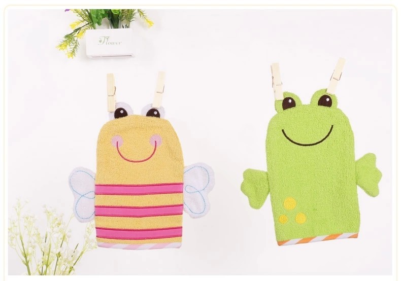 Cute-Character-Animal-Baby-Towel-Bath-Wash-Mitten-100-Cotton-Terry-Baby-Gloves-Mittens-Baby-Accessories (1)