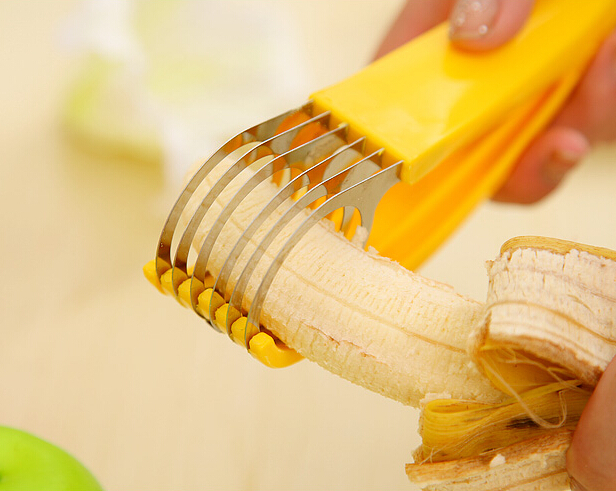 1pcs-2015-new-banana-cut-fruit-knife-Simple-Slice-Stainless-Stell-Bland-banana-Slicer-Desserts.jpg