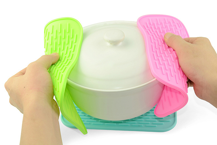 Description Picture 6 of itemSilicone Pot Holder trivet Mat jar Opener, spoon Rest Garlic Peeler, Non Slip, durable, dishwasher Safe, heat Resistant Hot Pads