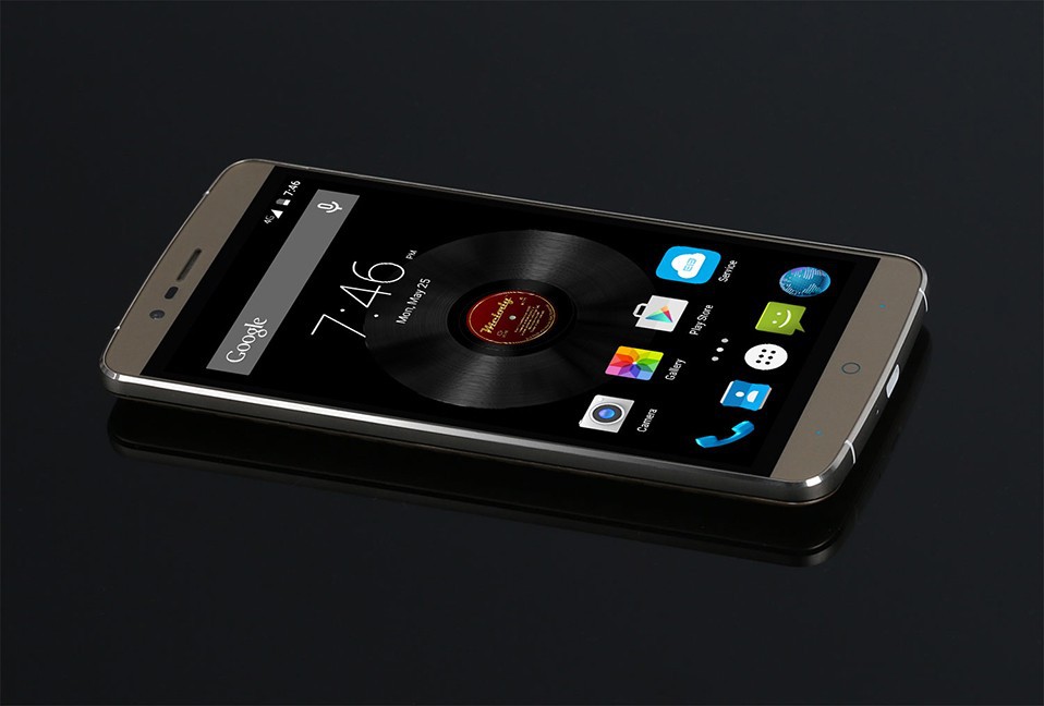 Фото Elephone P8000