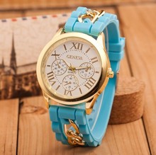 Venta caliente para mujer ginebra chapado en oro cadena de la mujer vestido reloj de cuarzo de silicona correa relojes girls Relogio Feminino