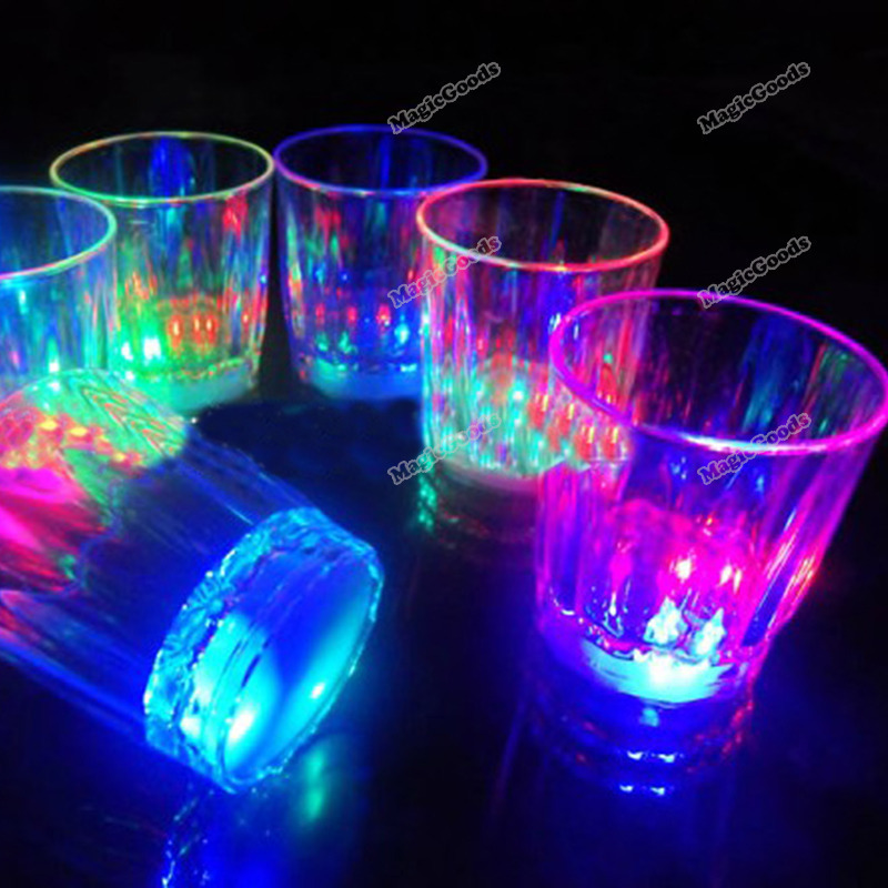  High Quality Brand New 1Pcs LED Blinking Beer Mug Multi Color Flashy Light Up Barware