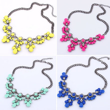 New 2014 Hot Sale 1PC Vintage Flower Crystal Bubble Bib Choker Statement Women Necklace Jewelry Free