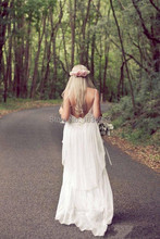Romantic White 2014 Boho Cheap Beach Wedding Dress Bohemian Vintage Sexy Long Bridal Gowns Dress Simple