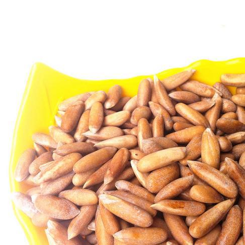 Brazil Pine Nuts 200g bottle Chinese Snacks Dried Food Pine Nuts Canned Nut Kernel Snack