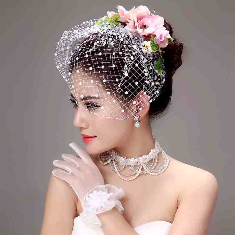 veil with pink flowers Wedding veils short, Flower veil