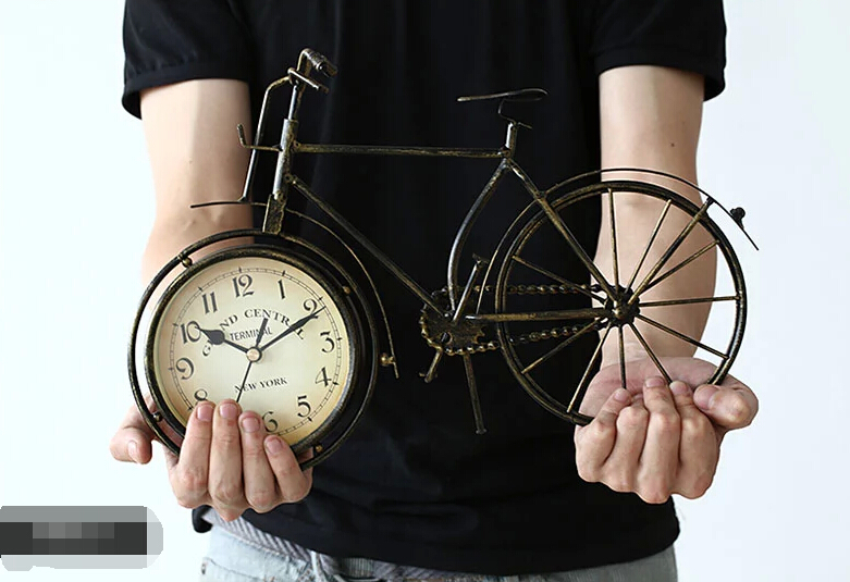 Reminiscent Table Clock Metal Bicycle Shaped Resin Round Wheel