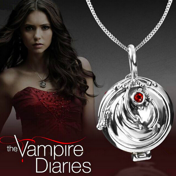 Collier Elena Vampire Diaries - Valoo.fr