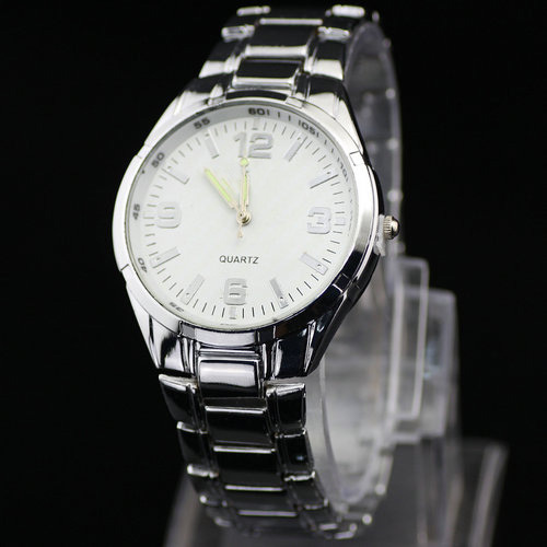 High Quality Brand New Luxury Mens Wrist Watch Round Dial Quartz Watch Free Shipping