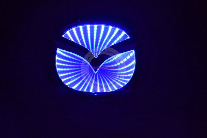 Logo / 3D     Mazda6