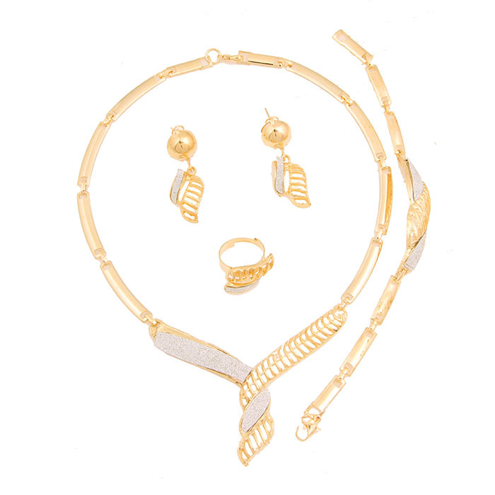 Vintage engagement rings dubai