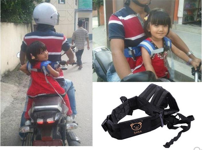 Suspension strap for safety on the motorcycle