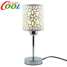 Flower-carved Table Lamp