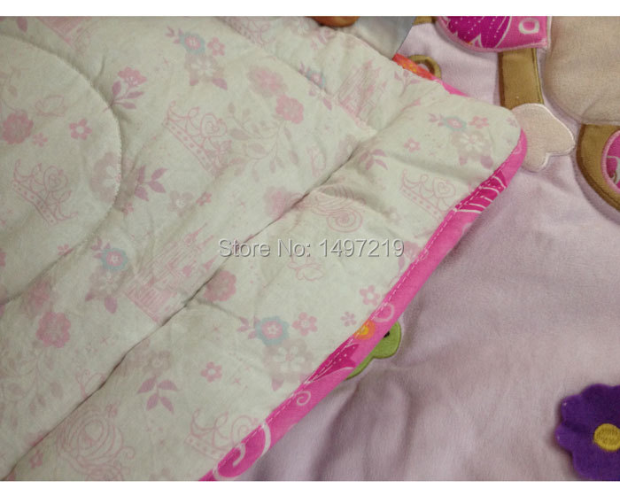 PH047 cot quilt with embroidery (11)