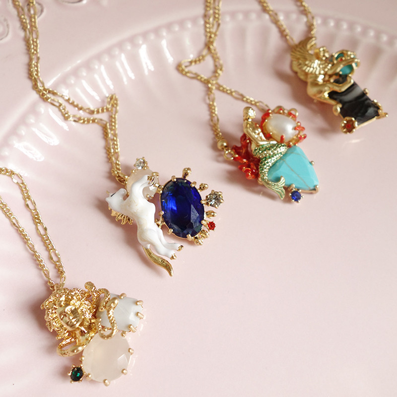 the goddes of sea necklace