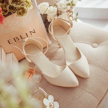 Summer new wild the word buckle sandals female nude color heels with thin pointed shoes large size shoes Baotou