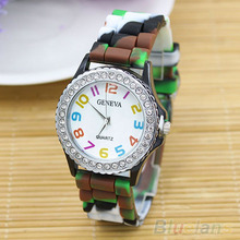 Mujeres de ginebra Rhinestone embutió Color del arco iris de silicona banda reloj de pulsera