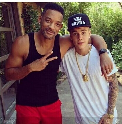 WOW Exclusive sale,2014 men`s lengthen t-shirts fashion back zipper design short sleeve casual tops tee WOW Exclusive sale,2014 men`s lengthen t-shirts fashion back zipper design short sleeve casual tops tee